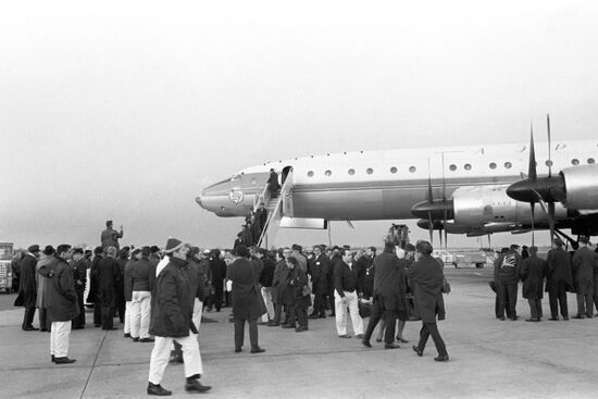 Tupolev Tu-114 airliner