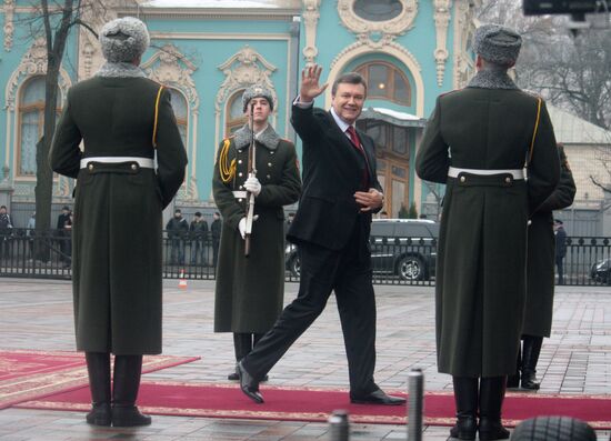 Viktor Yanukovych inagurated as Ukraine President