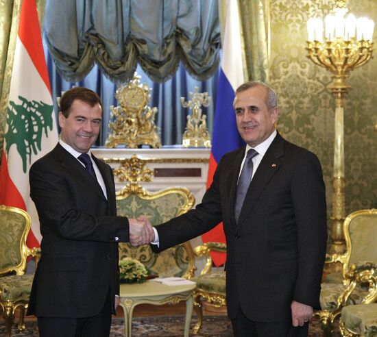 Dmitry Medvedev meets with Michel Suleiman