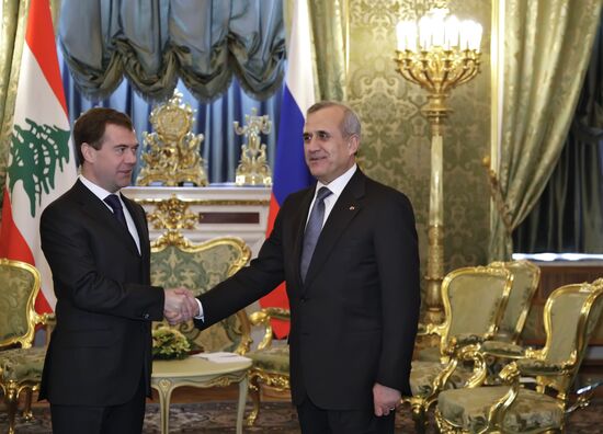 Dmitry Medvedev meets with Michel Suleiman