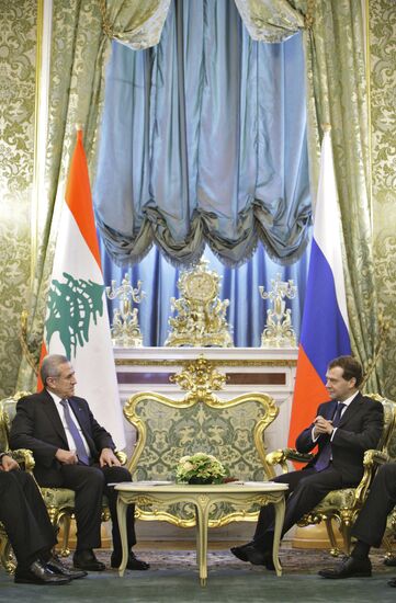 Dmitry Medvedev meets with Michel Suleiman