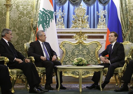 Dmitry Medvedev meets with Michel Suleiman
