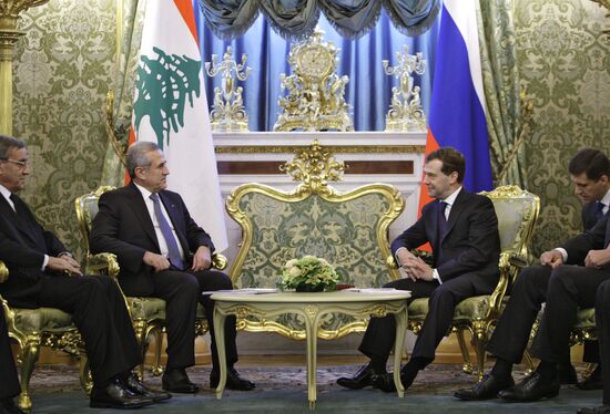 Dmitry Medvedev meets with Michel Suleiman