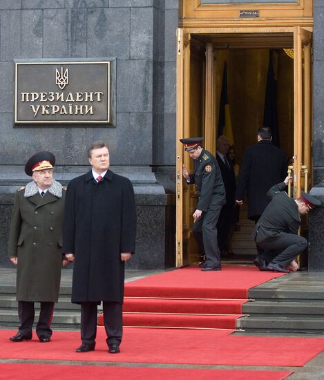 Ivan Svida and Viktor Yanukovych