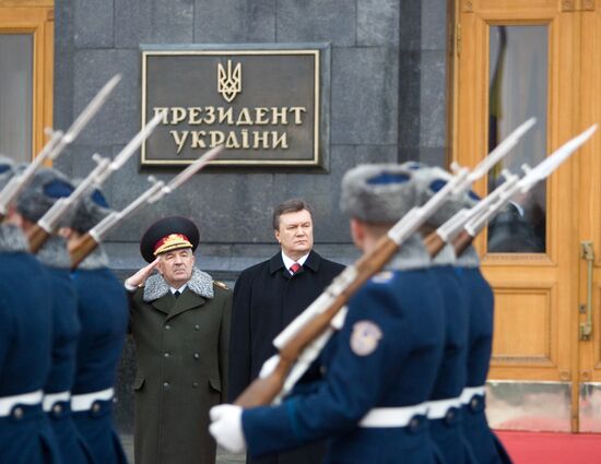 Ivan Svida and Viktor Yanukovych