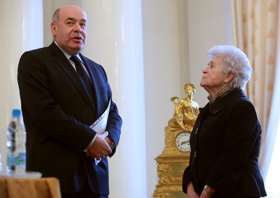 Irina Antonova and Mikhail Shvydkoi