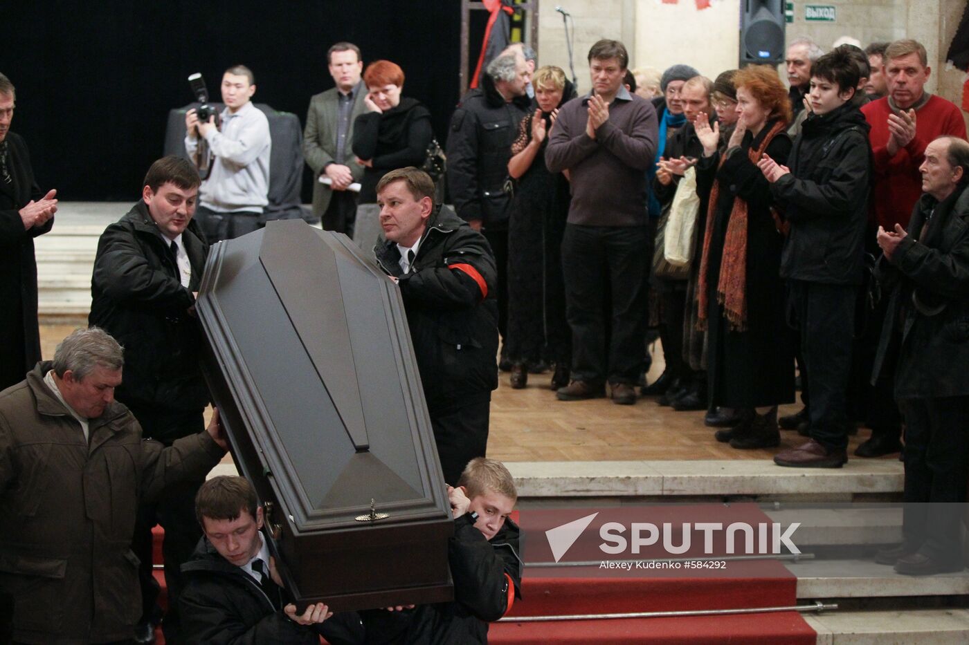 Film director Vladimir Motyl's funeral service in Moscow