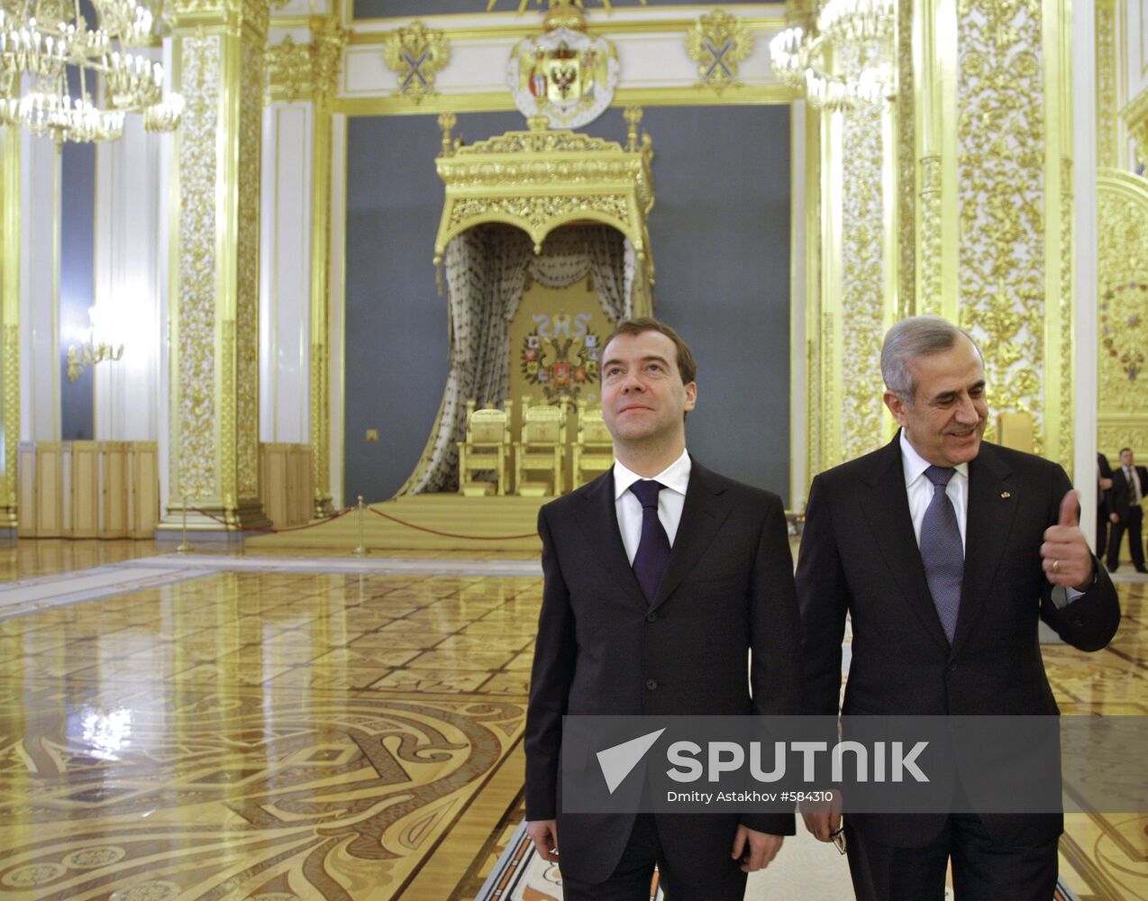 Dmitry Medvedev meets with Michel Suleiman