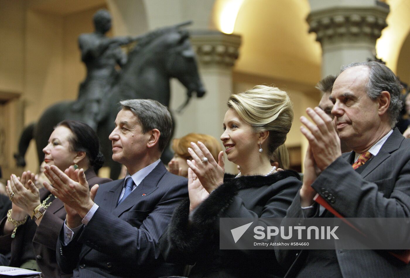 Svetlana Medvedeva attends Picasso. Moscow art exhibition