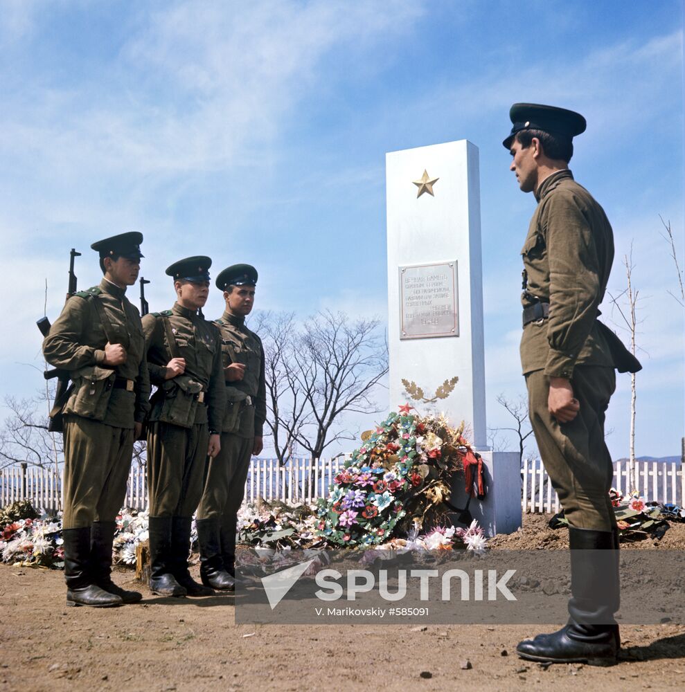 Monument to defenders of Damansky Island