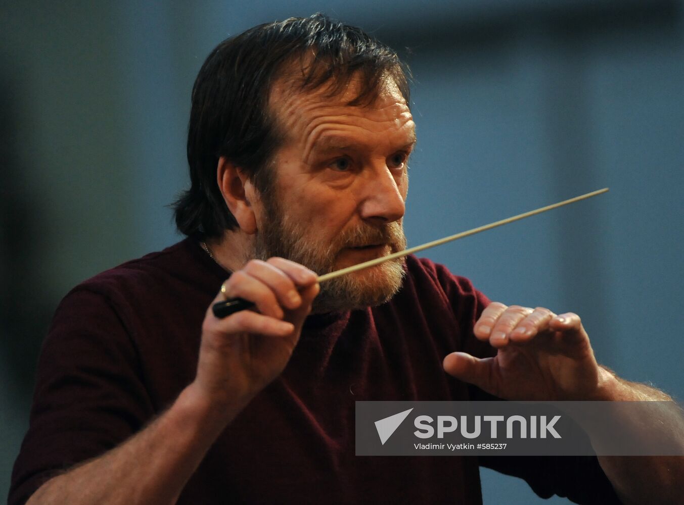 Conductor Maxim Shostakovich