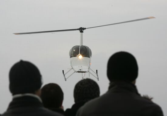Helicopter piloting master-class at Aerosoyuz club