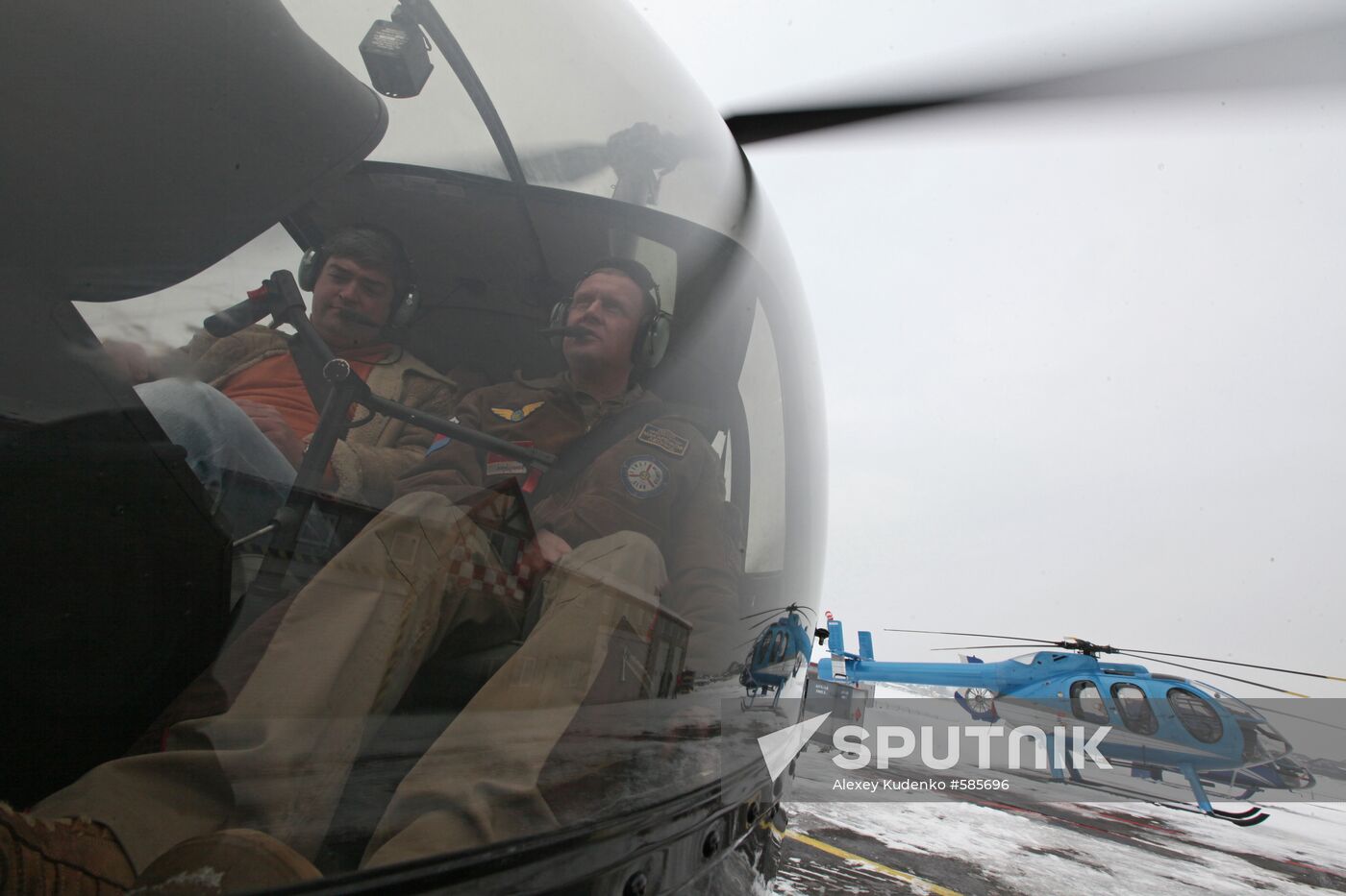 Helicopter piloting master-class at Aerosoyuz club