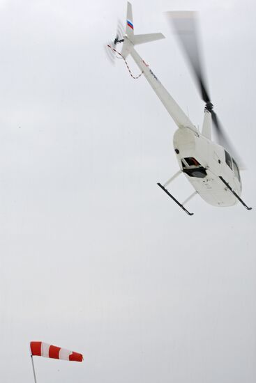 Helicopter piloting master-class at Aerosoyuz club