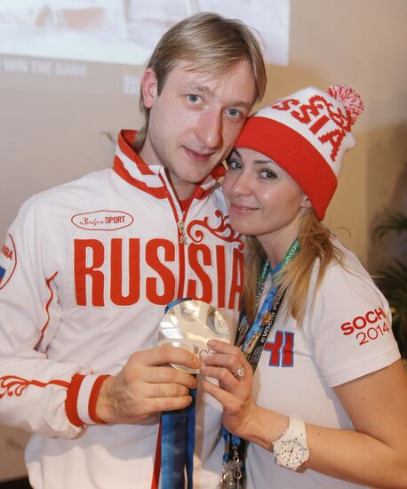 Yevgeny Plushchenko and Yana Rudkovskaya