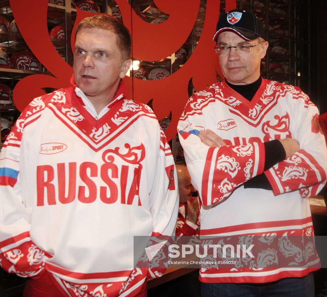 Andrei Kolesnikov and Alexander Medvedev
