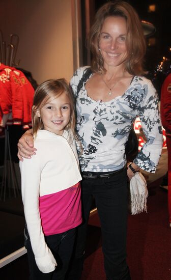 Yekaterina Gordeeva with her daughter, Liza