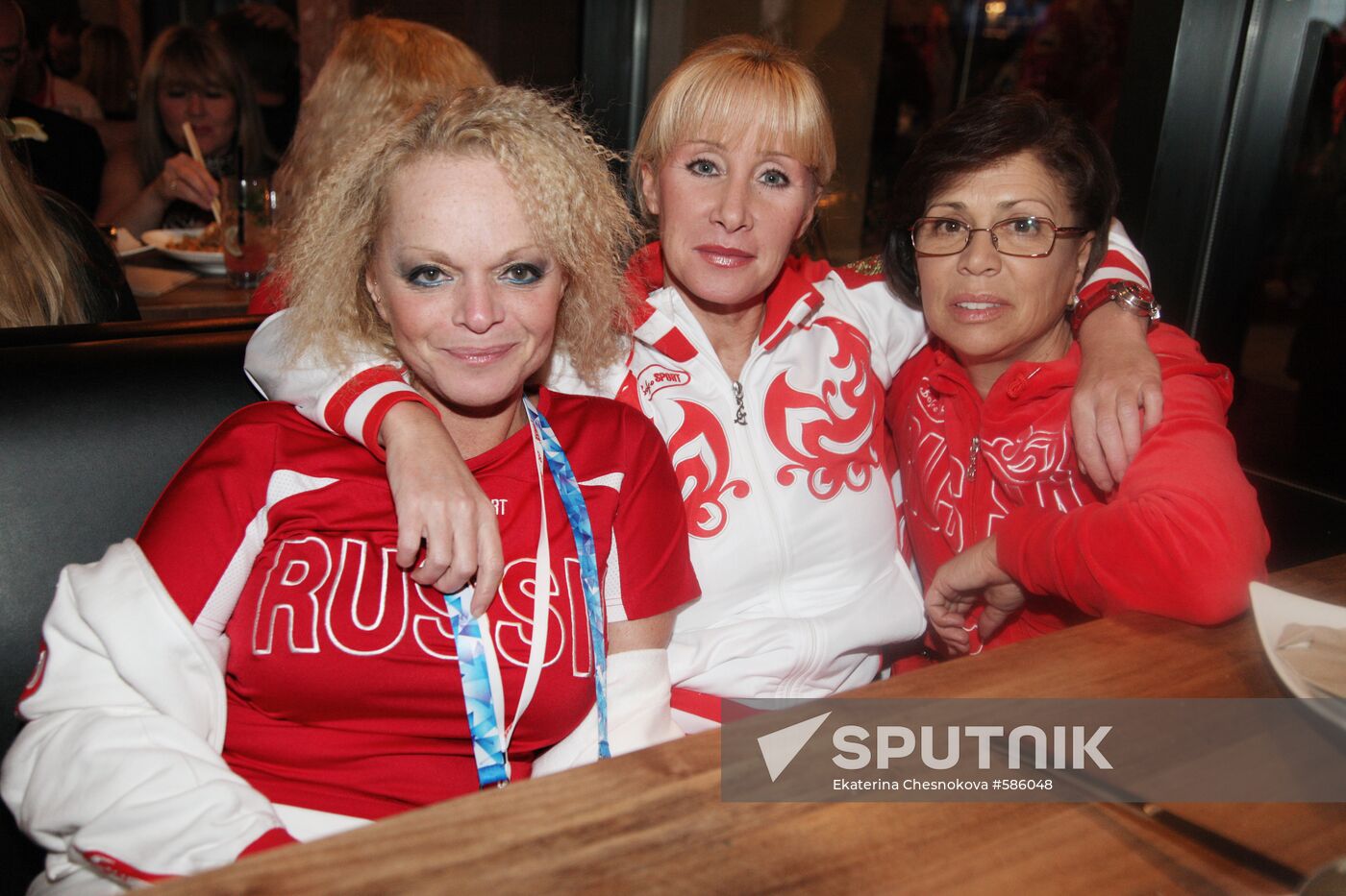 Larisa Dolina, Oksana Pushkina, Irina Rodnina