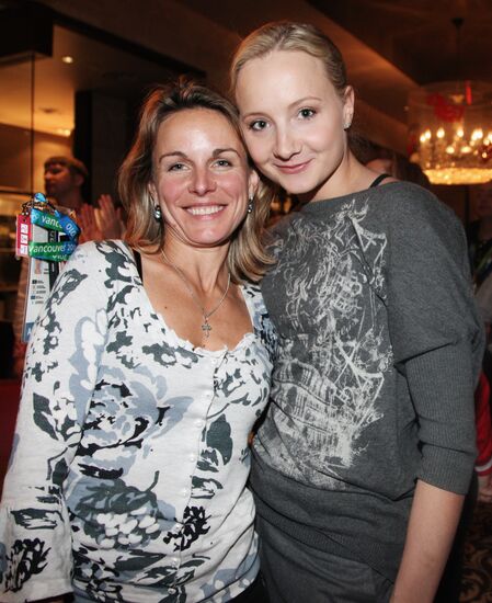 Yekaterina Gordeeva, Oksana Domnina