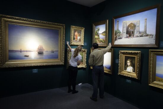 Opening the 28th Russian Antique Salon