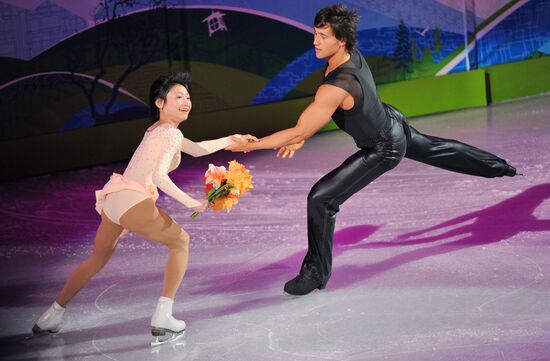 Yuko Kawaguchi, Alexander Smirnov