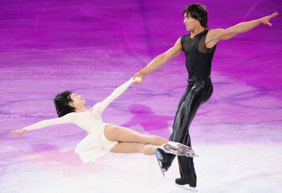 Yuko Kawaguchi, Alexander Smirnov