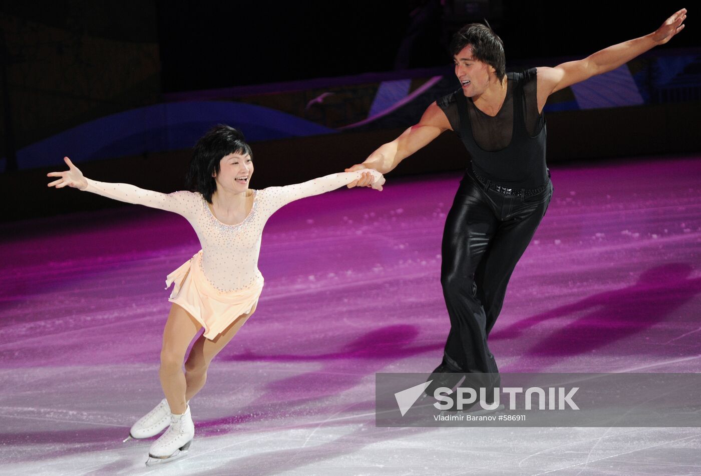 Yuko Kawaguchi, Alexander Smirnov