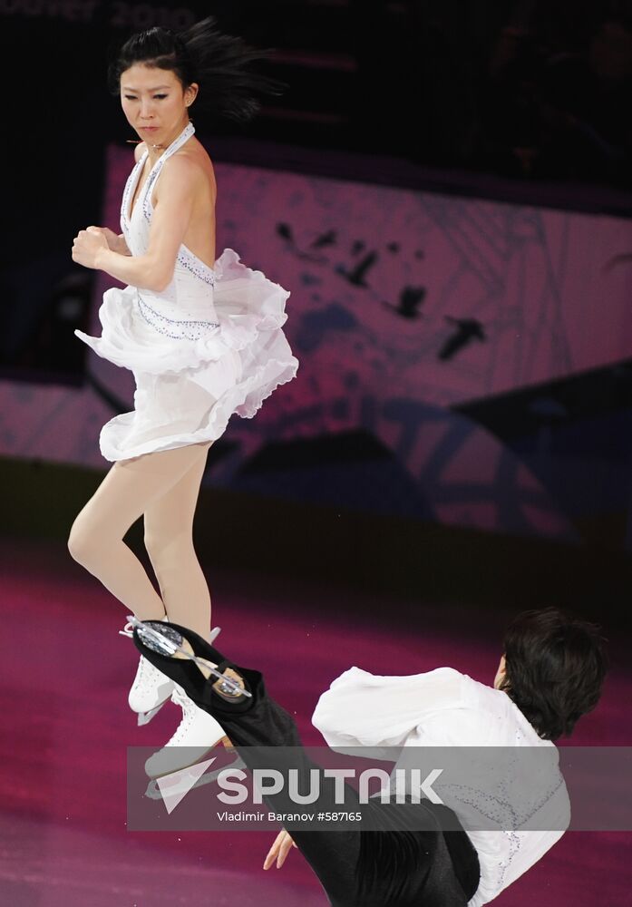 Quing Pang, Jiang Tong