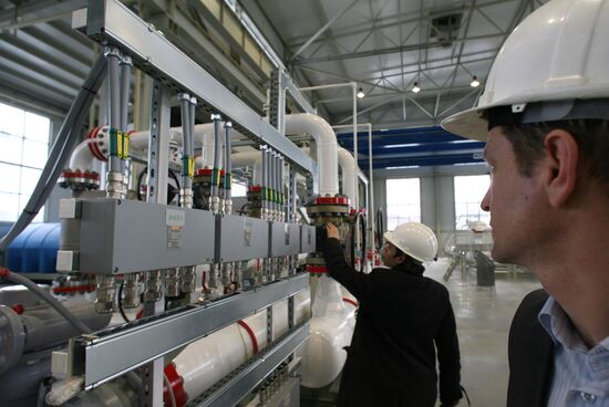 Oil quality measurement unit