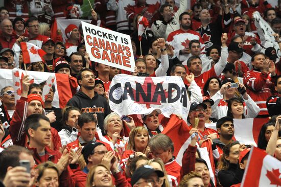 Canadian ice hockey fans