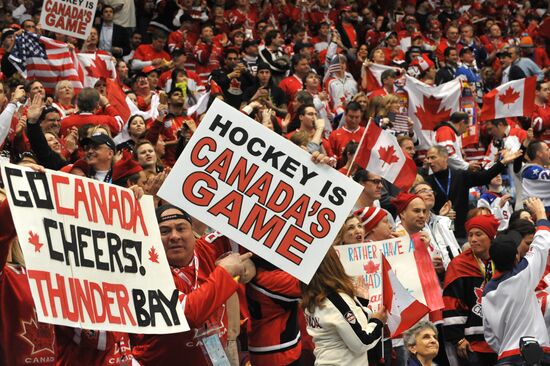 Canadian ice hockey fans