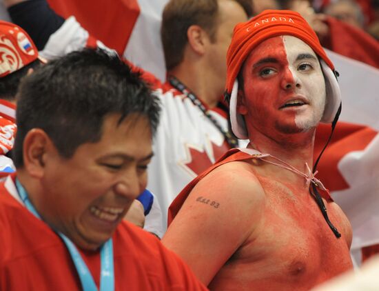 Canadian ice hockey fans