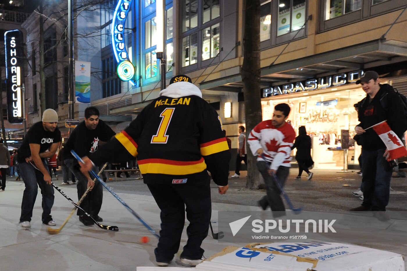 Canadian fans