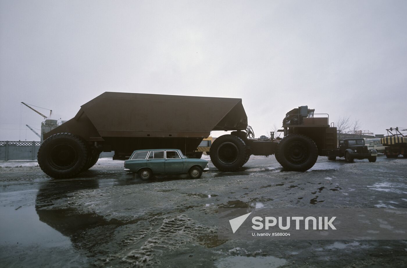 BelAZ-7420-9590