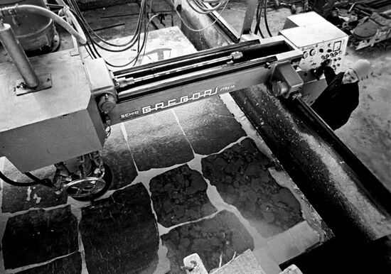 Shop of stone-working plant