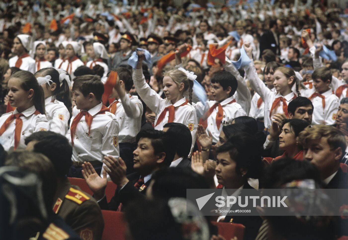 Pioneer delegation