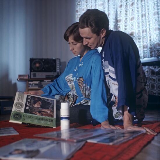 Figure Scaters Liudmila Smirnova and Alexey Ulanov