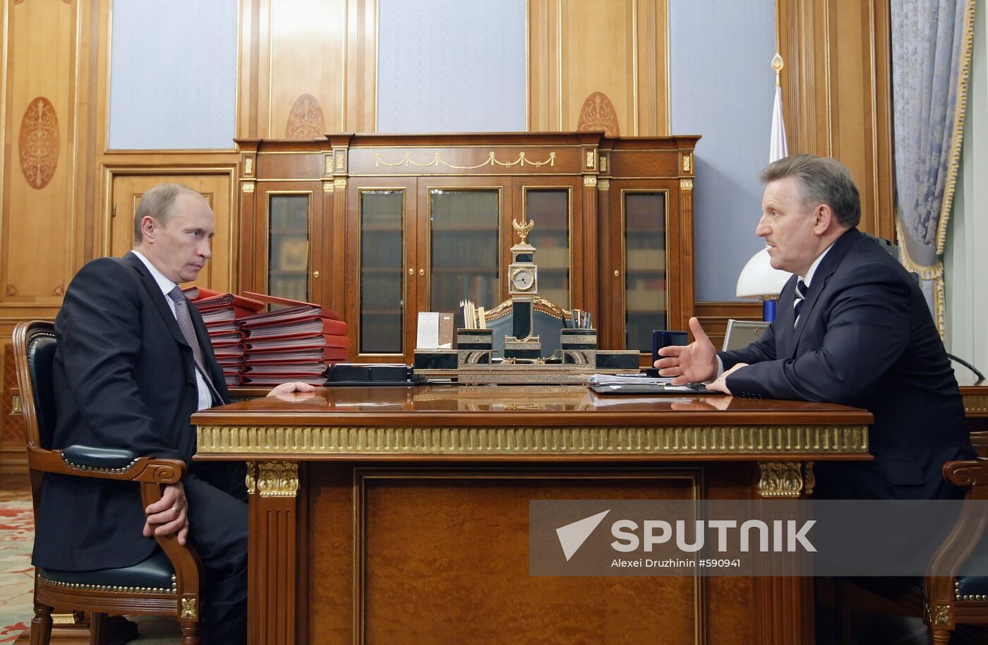 Vladimir Putin meets with Vyacheslav Shport