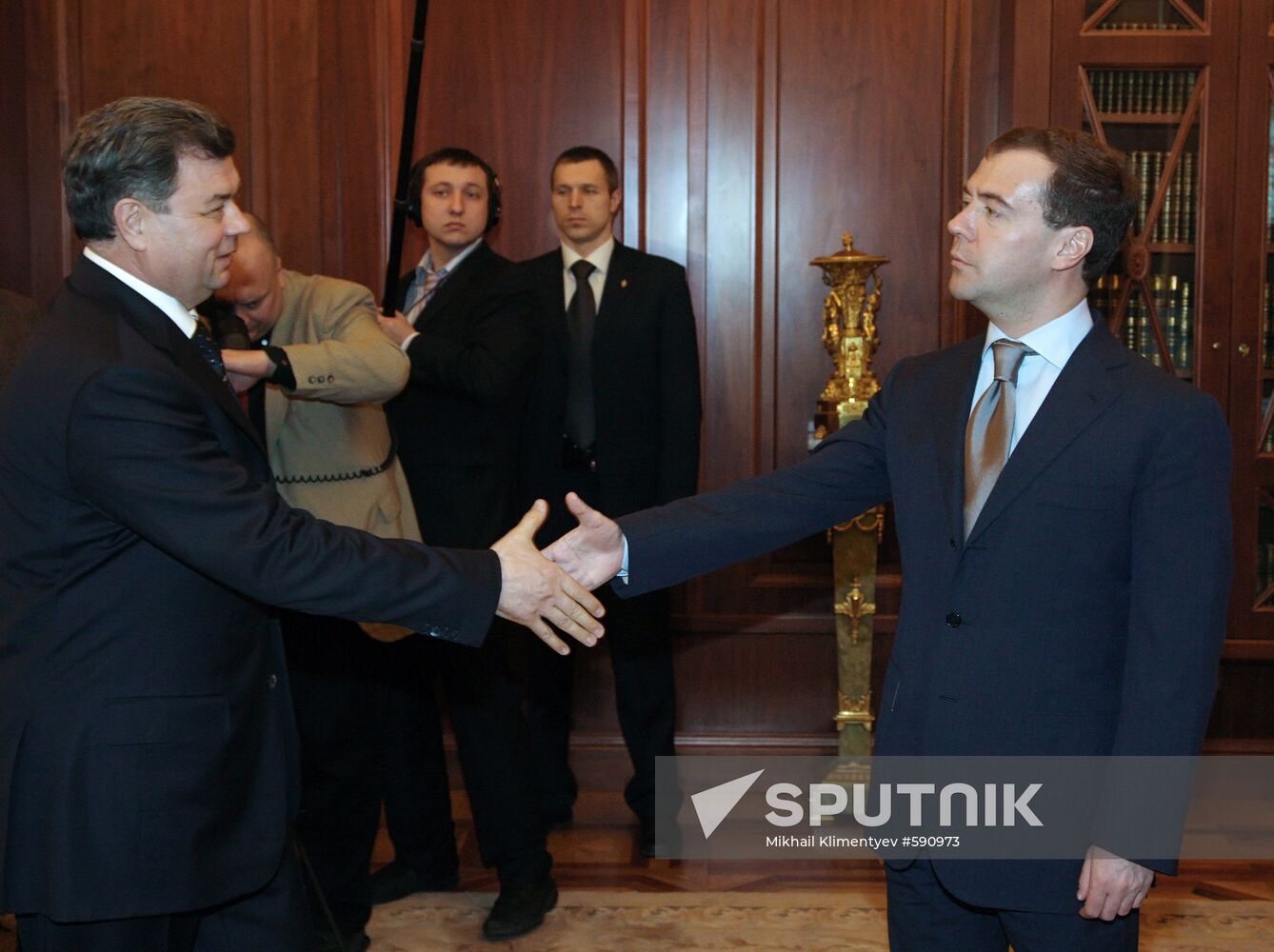 Dmitry Medvedev meets Anatoly Artamonov