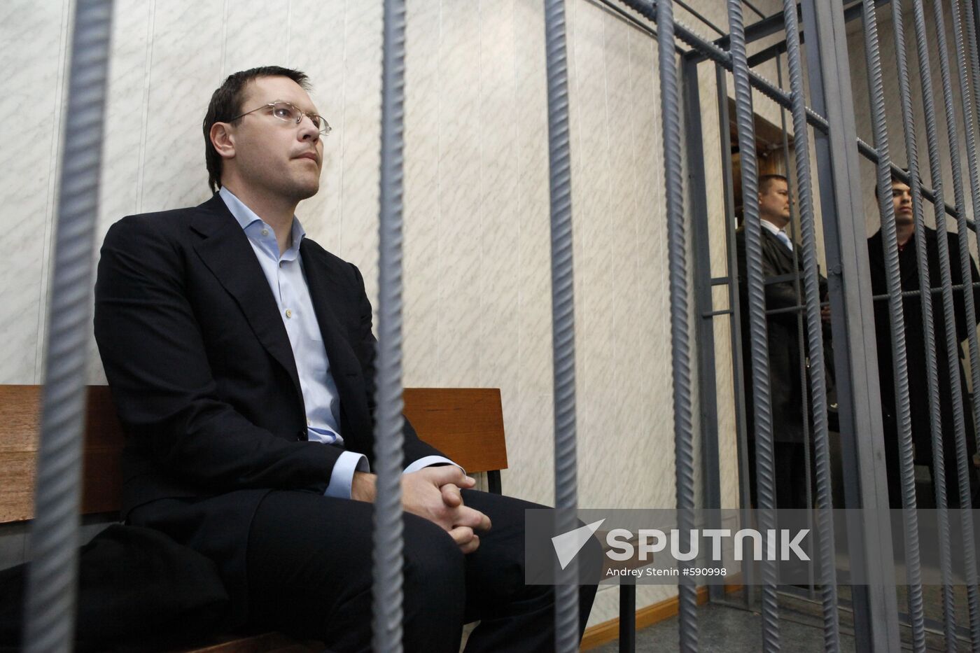 Court hearing of motion to arrest Valery Nosov