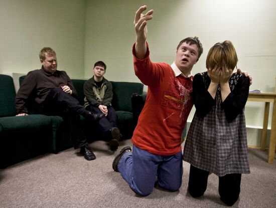 Actors of Theater of Simple-Hearted during a rehearsal