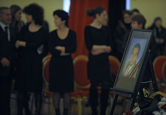 People pay last respects to Vladislav Ardzinba