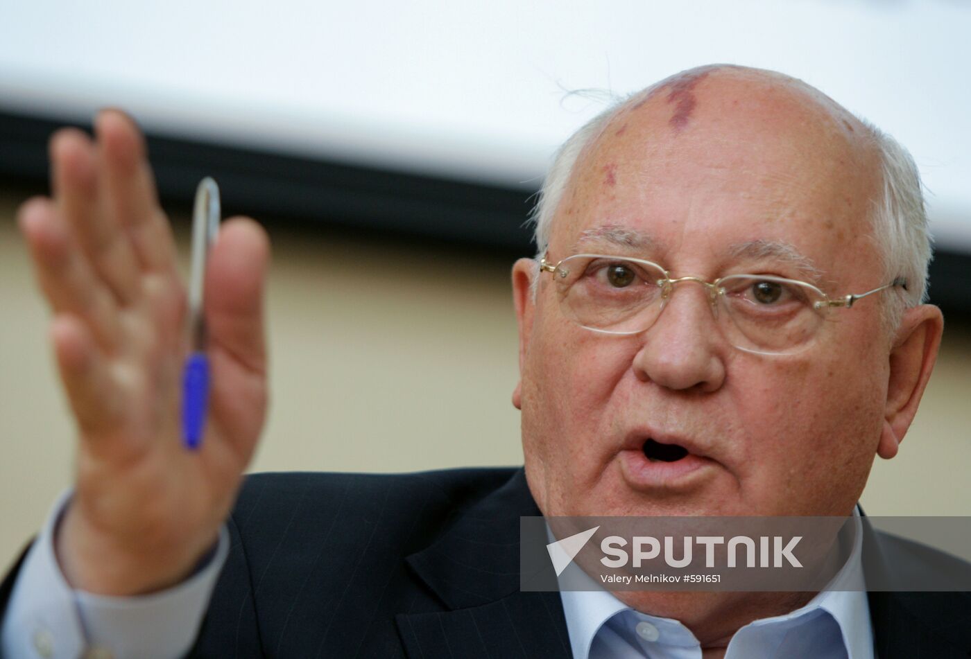 News conference of Mikhail Gorbachev