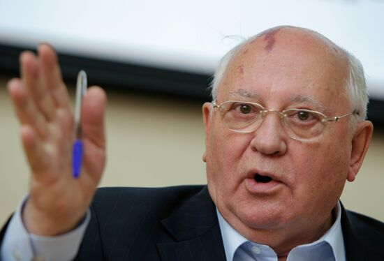 News conference of Mikhail Gorbachev