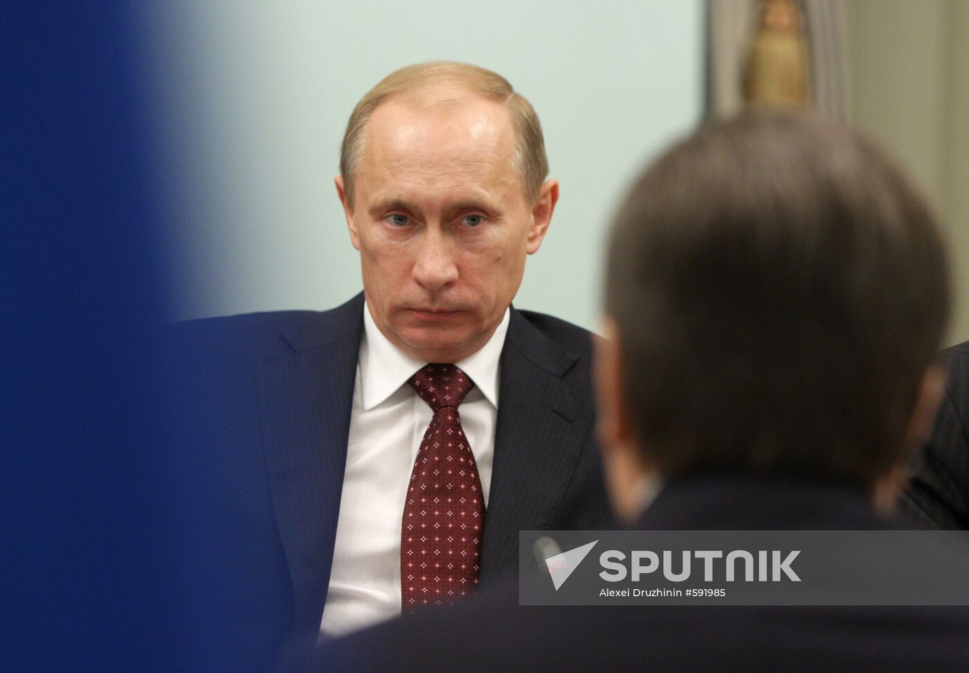 Vladimir Putin meets witn Viktor Yanukovych