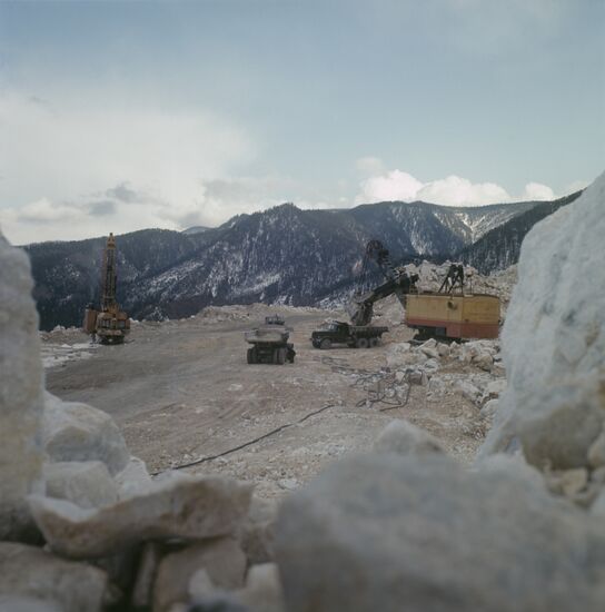 Slyudyansky marble open pit