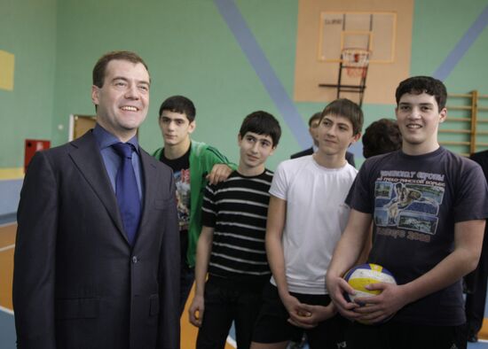 Dmitry Medvedev visits Sochi secondary school