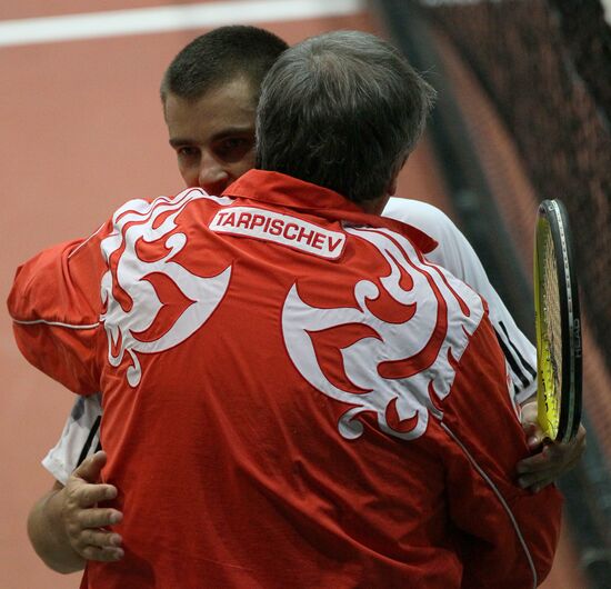 Mikhail Youzhny, Shamil Tarpischev