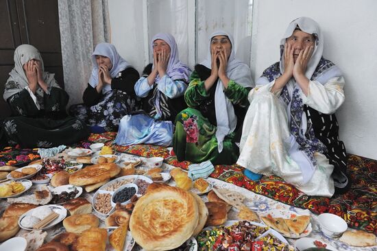 Women in Gissarsky district, Tajikistan