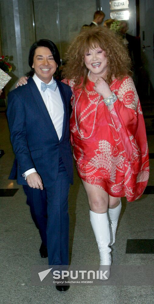 Valentin Yudashkin and Alla Pugacheva